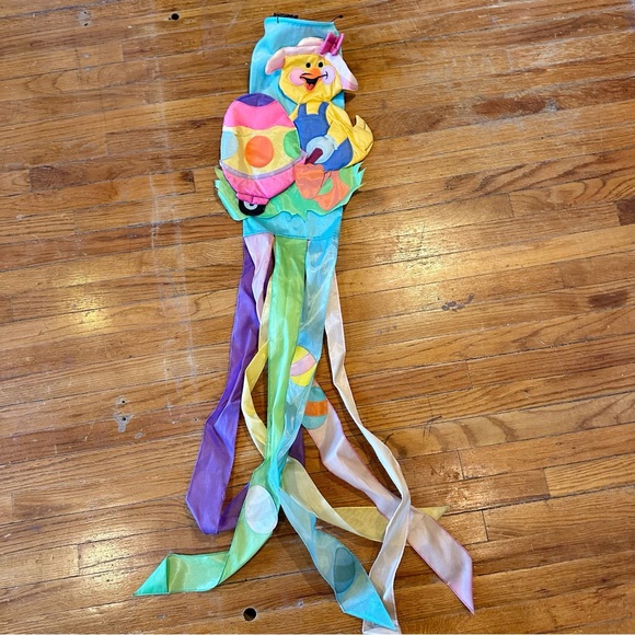 Three Vintage Spring Windsport Wind Socks - Picture 10 of 15